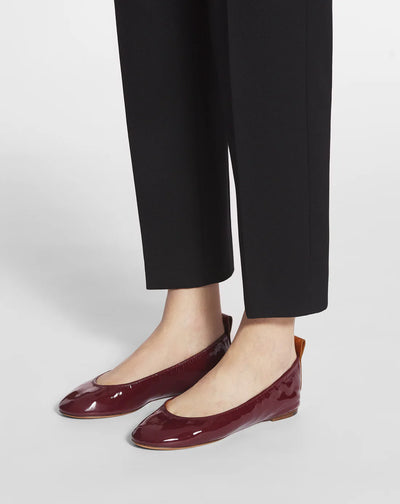 The Ballerina Flat in Patent Leather - Burgundy