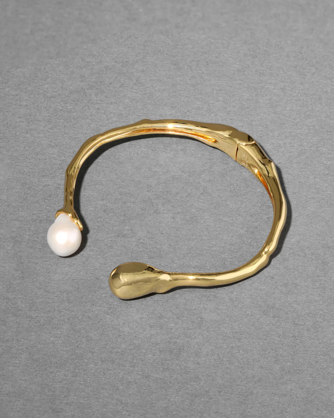 Perla Freshwater Pearl Hinge Cuff Bracelet