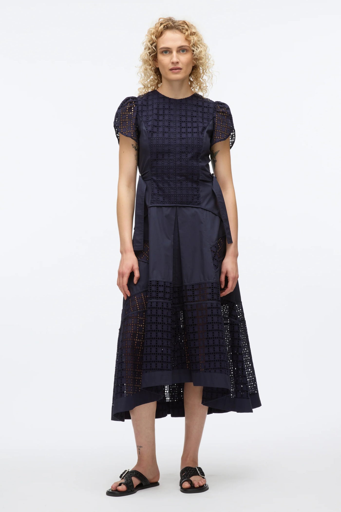 BROIDERIE ANGLAISE TULIP DRESS - Navy