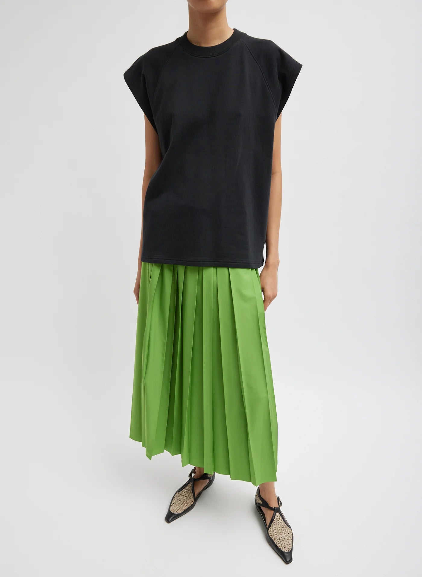 Nylon Pleated Pull On Skirt - Lime